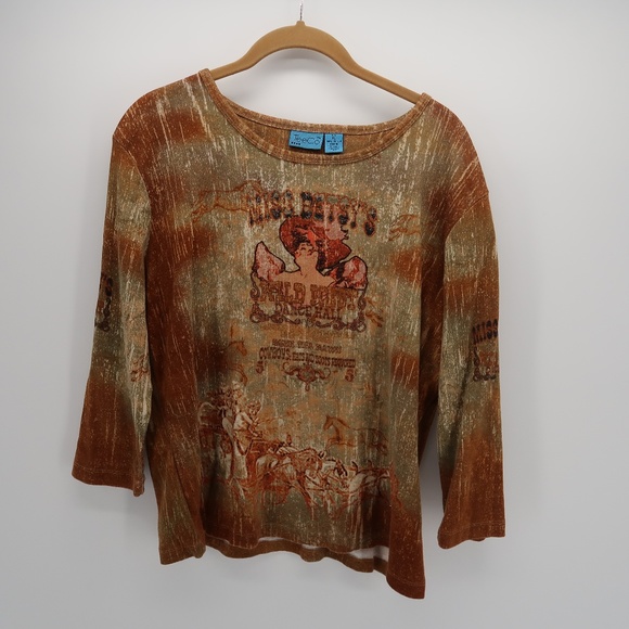 TeeCo Miss Betsy's Graphic 3/4 Sleeve T-Shirt Top - Picture 1 of 5